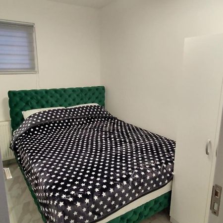 Apartman Big 2 Novi Sad Exterior foto